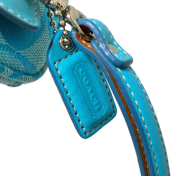 Auth COACH Signature - Light Blue Jacquard Leather Pouch - Picture 5 of 9